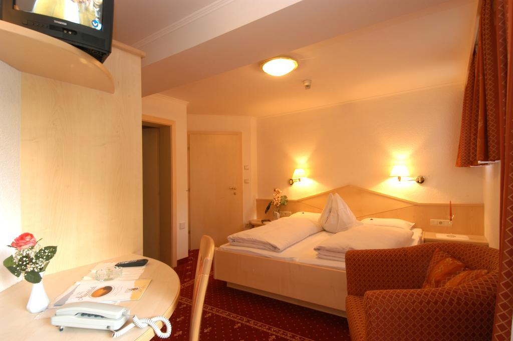 Hotel Alpenblick Pfelders Cameră foto